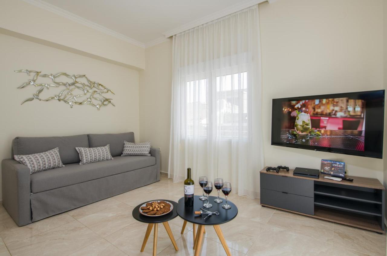 Center Manolia Dream 3 Bedroom Apartment 100M Away From The Beach Chania  Luaran gambar